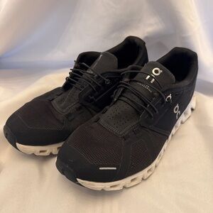 On 5 Cloud Running Men's Black Athletic Shoes Size 11
